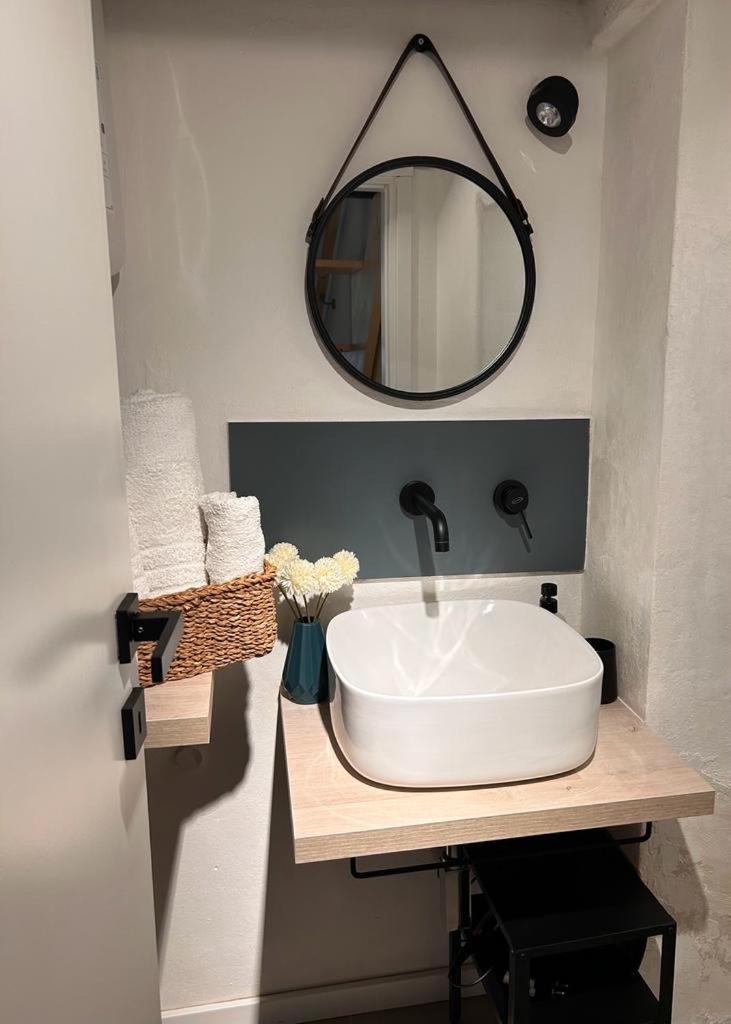 パレルモCasacece Kalsaアパートメント エクステリア 写真